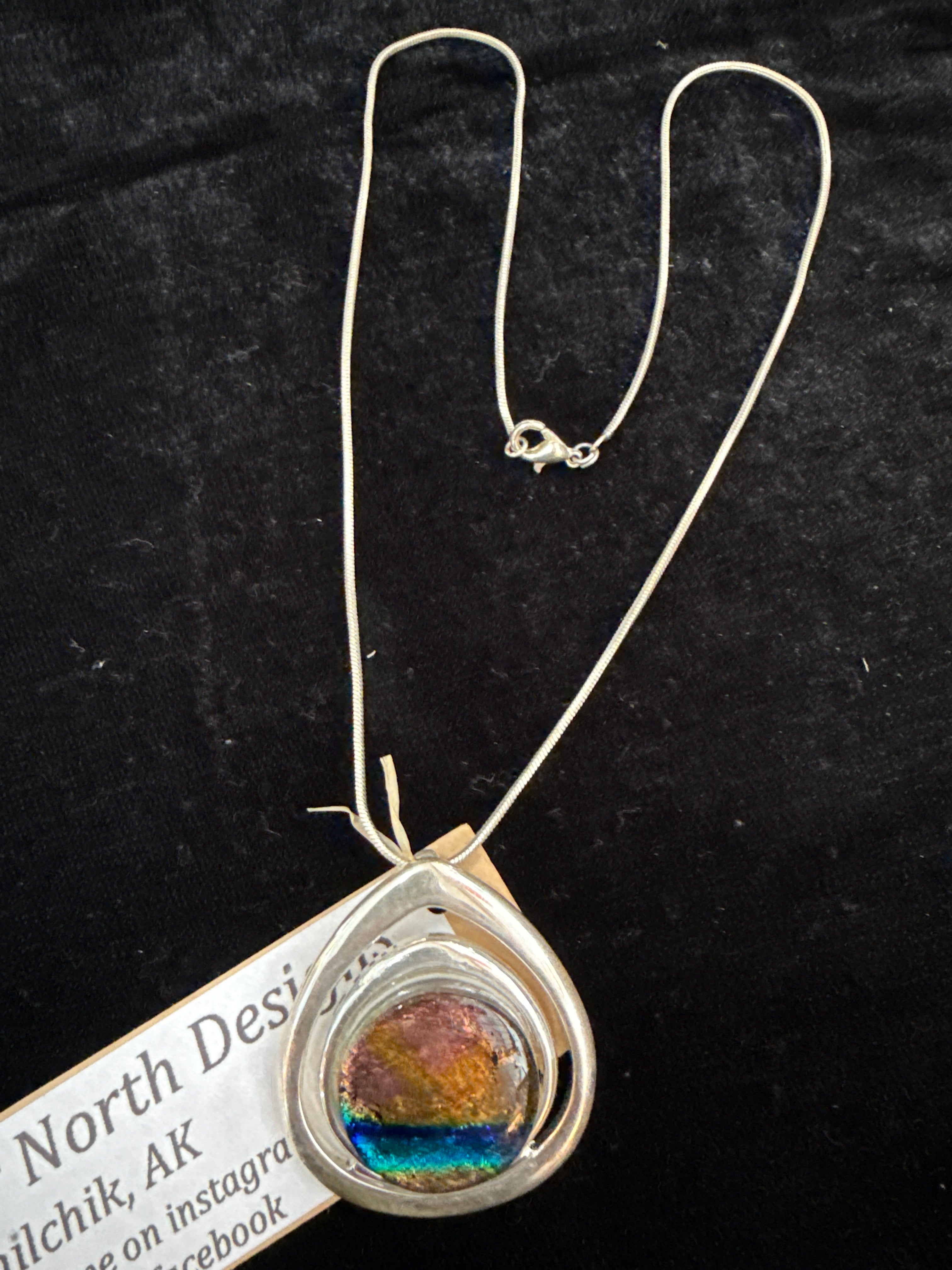 #189 Dichronic glass pendant with chain