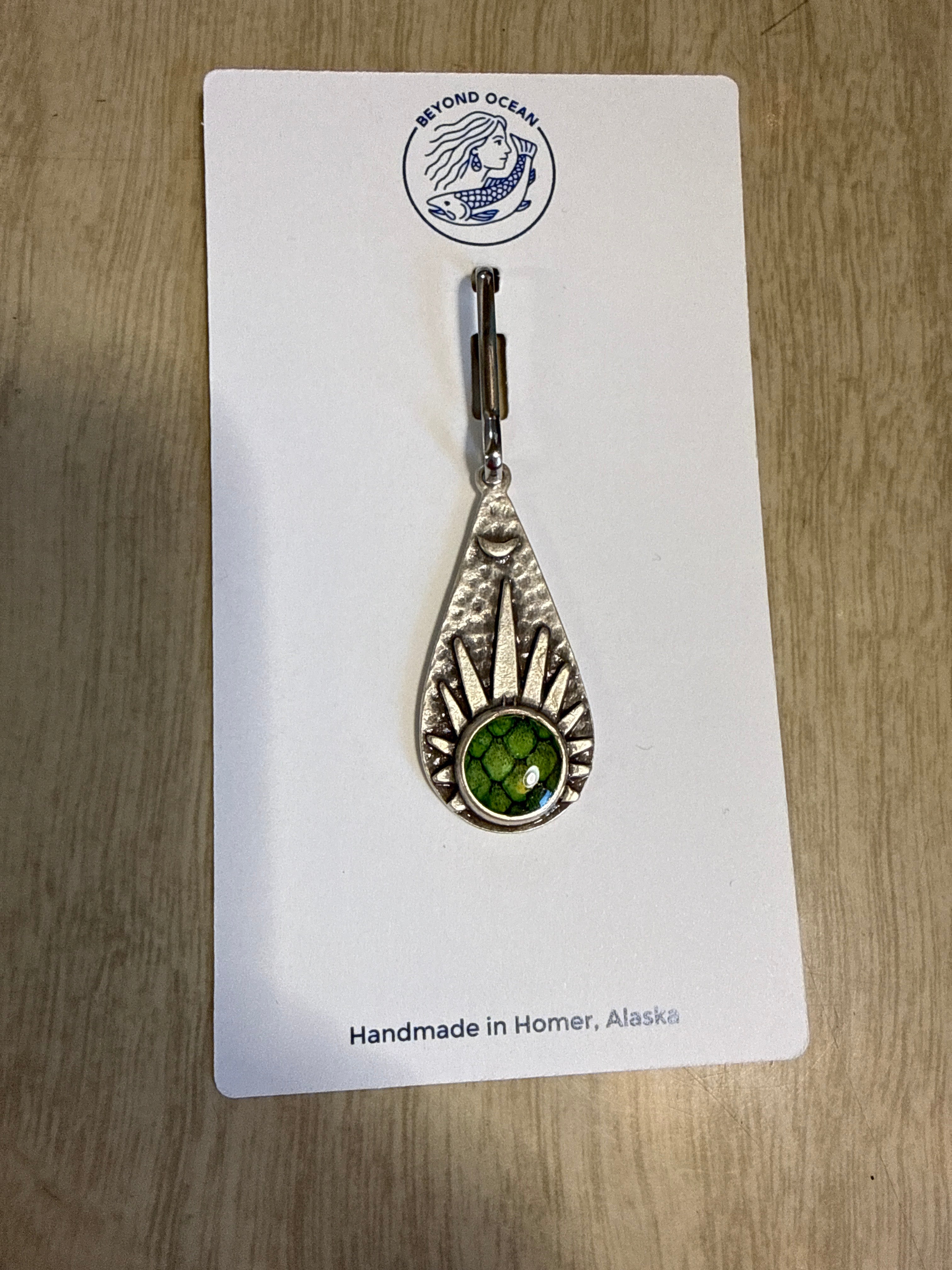 Teardrop Zipper pull