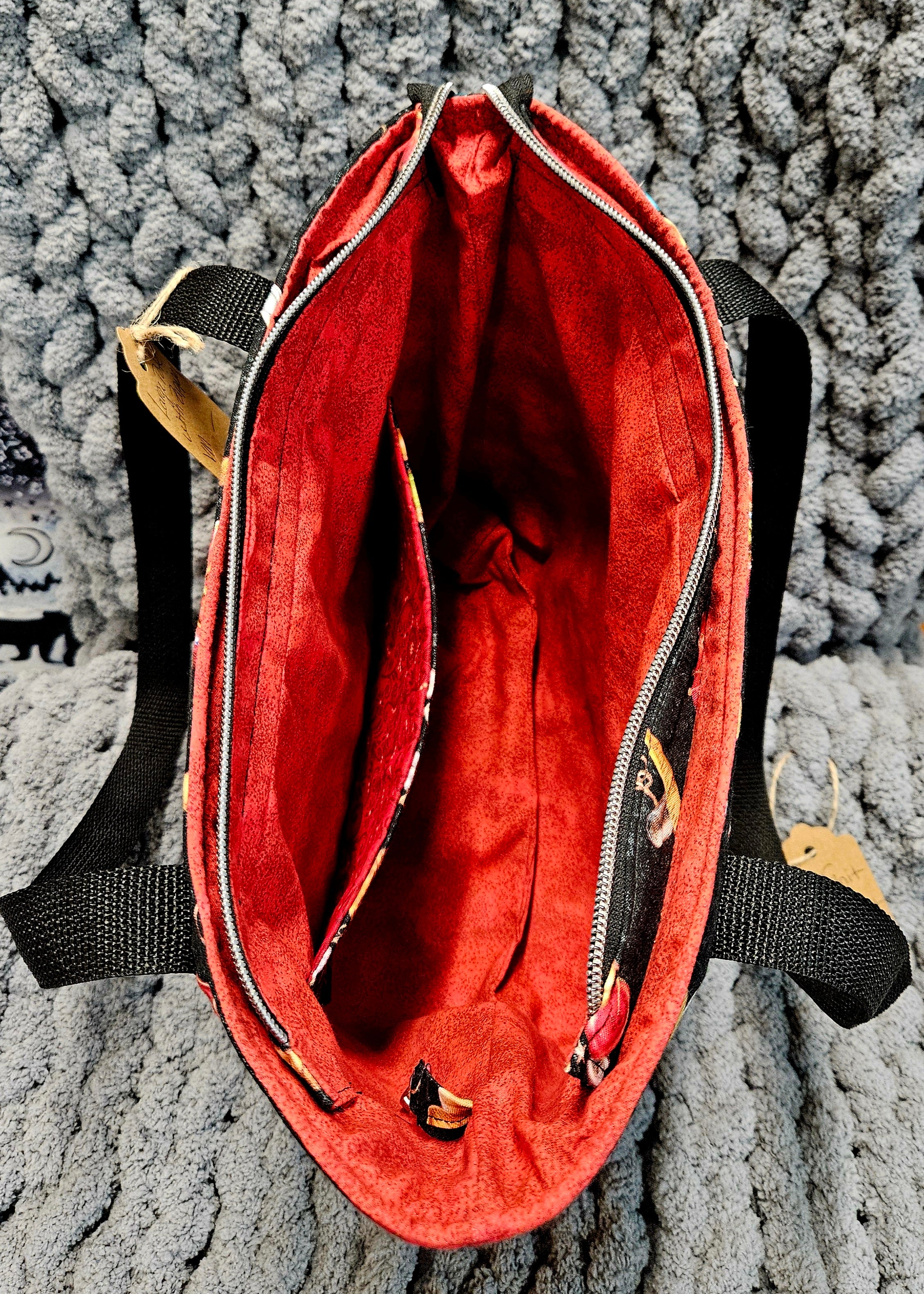 Large Tote With Zipper