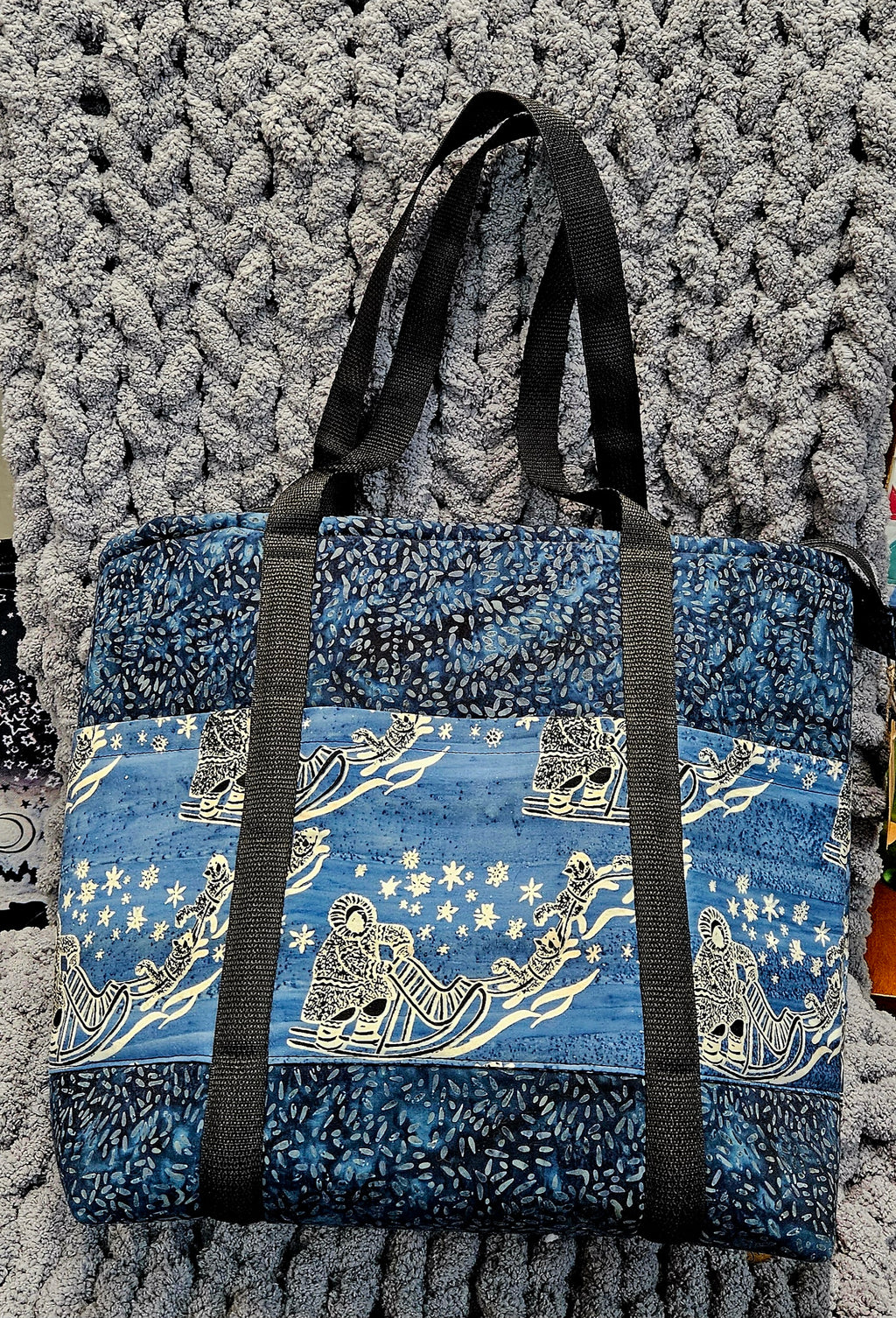 Large Tote With Zipper