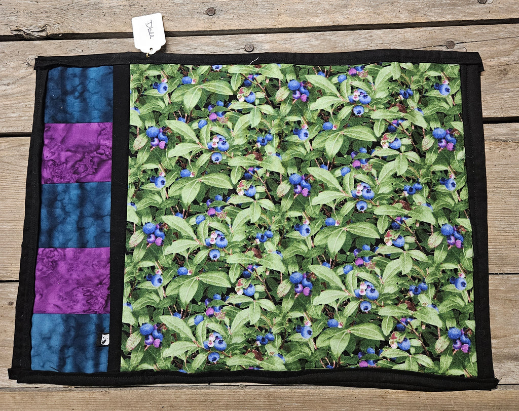 Quilted Placemat set with Napkins