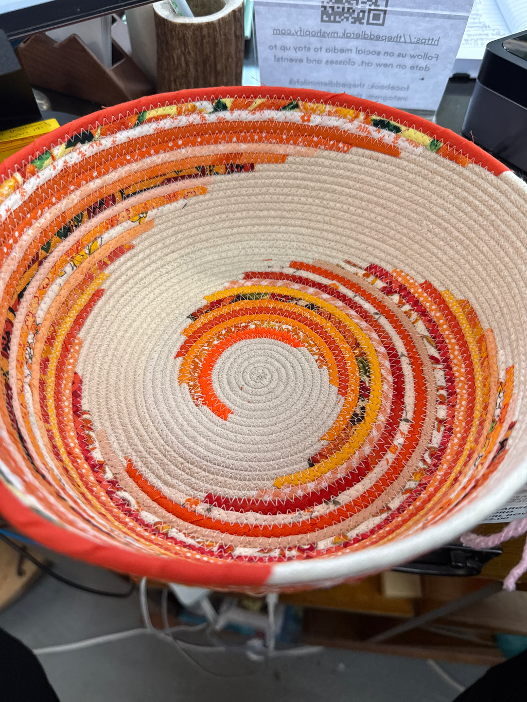 X large swirl bowl