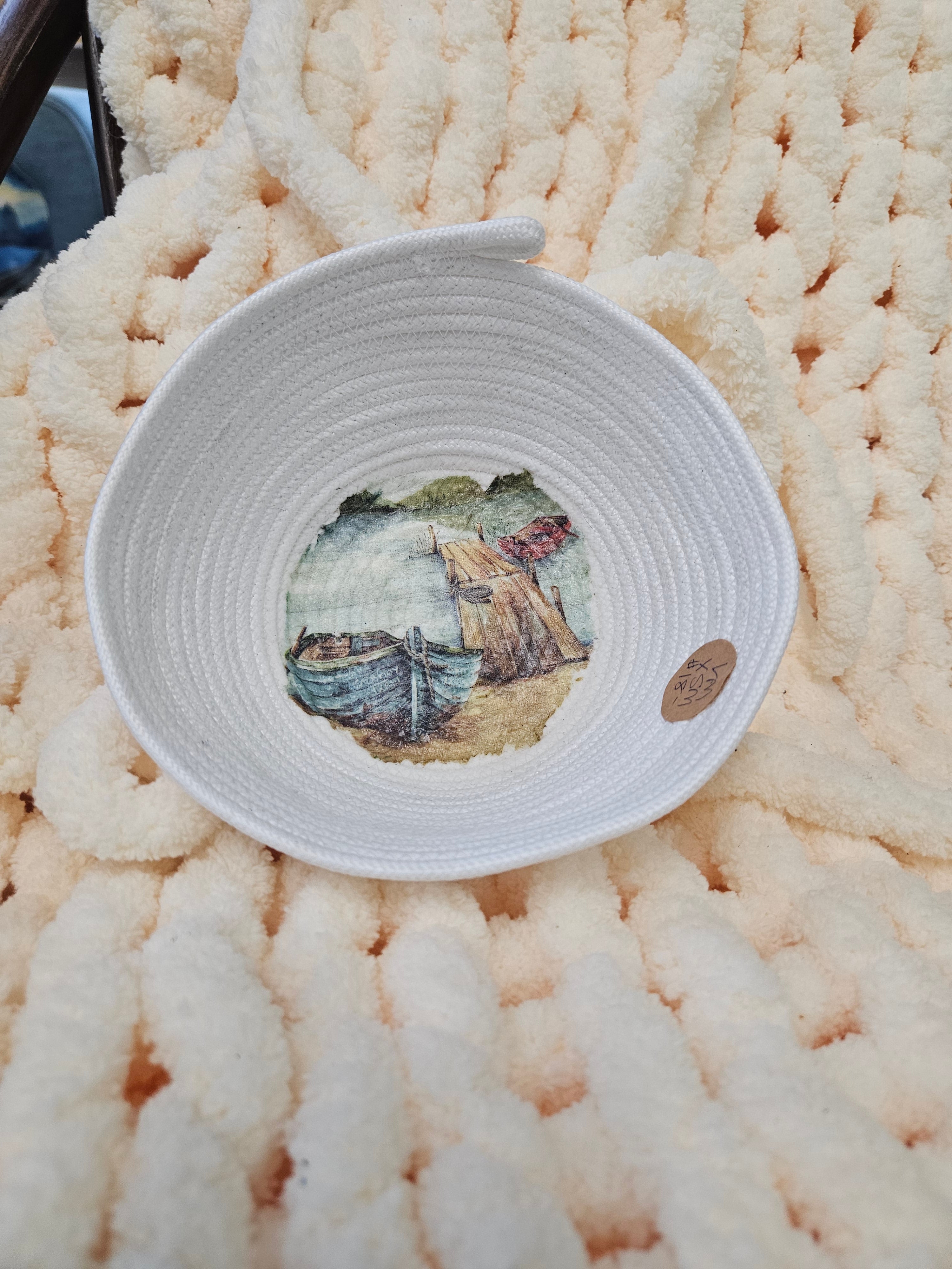 small deco baskets
