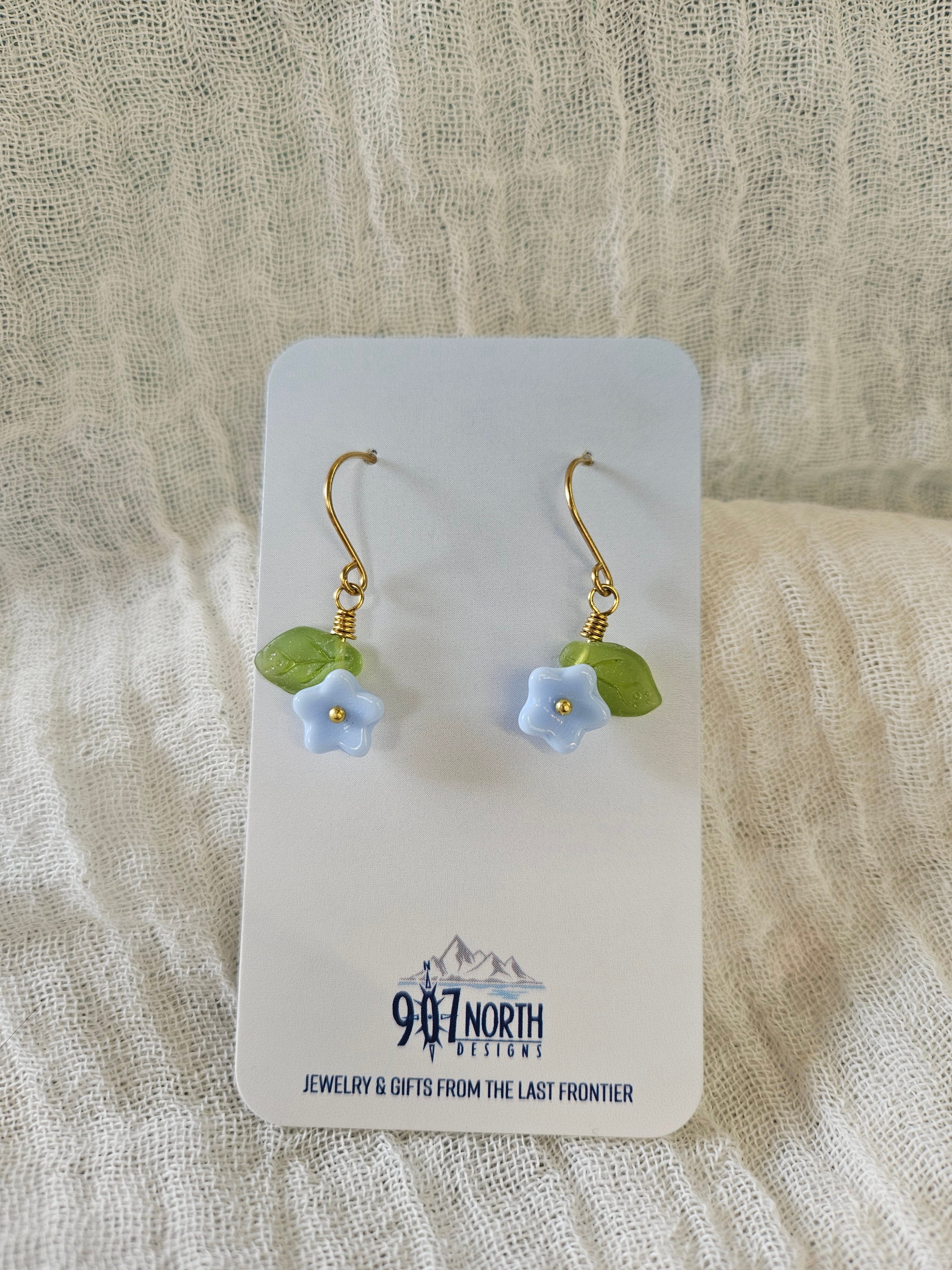 #1072 907 lmm  forget me not earrings with brass hand made wires