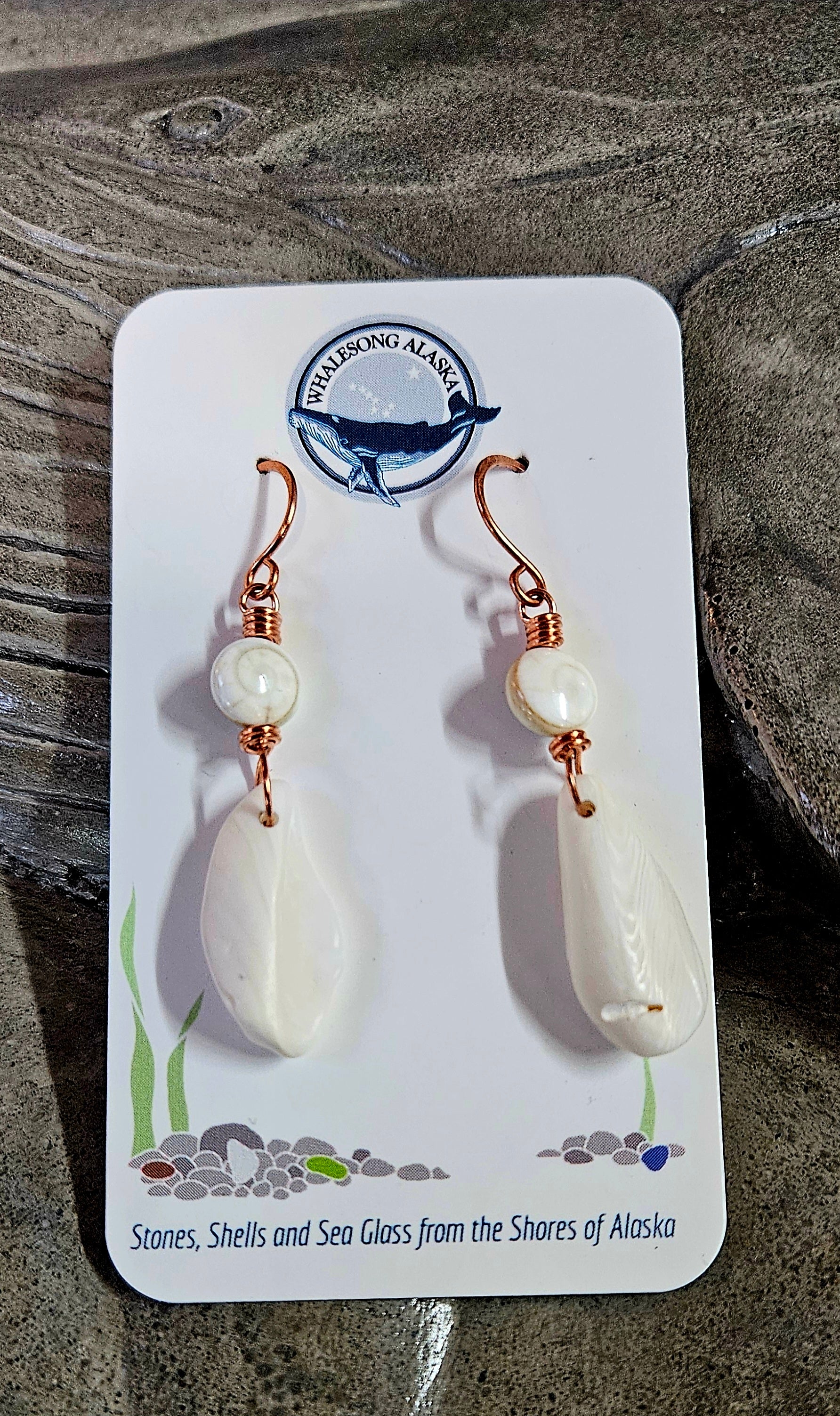 (20E ws) Unalaska sea shell with shiva shell and copper wire earrings