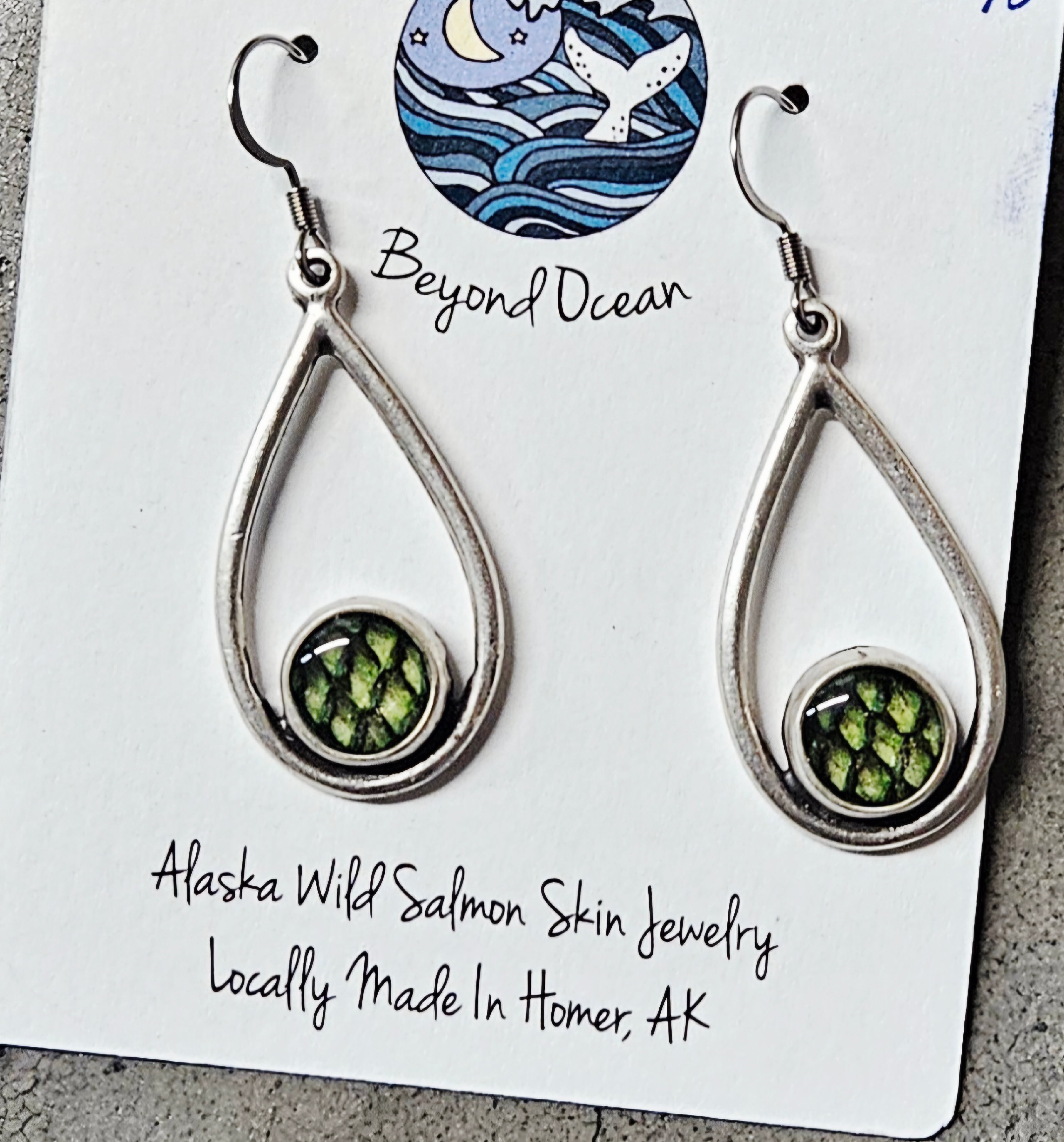 Teardrop dangles