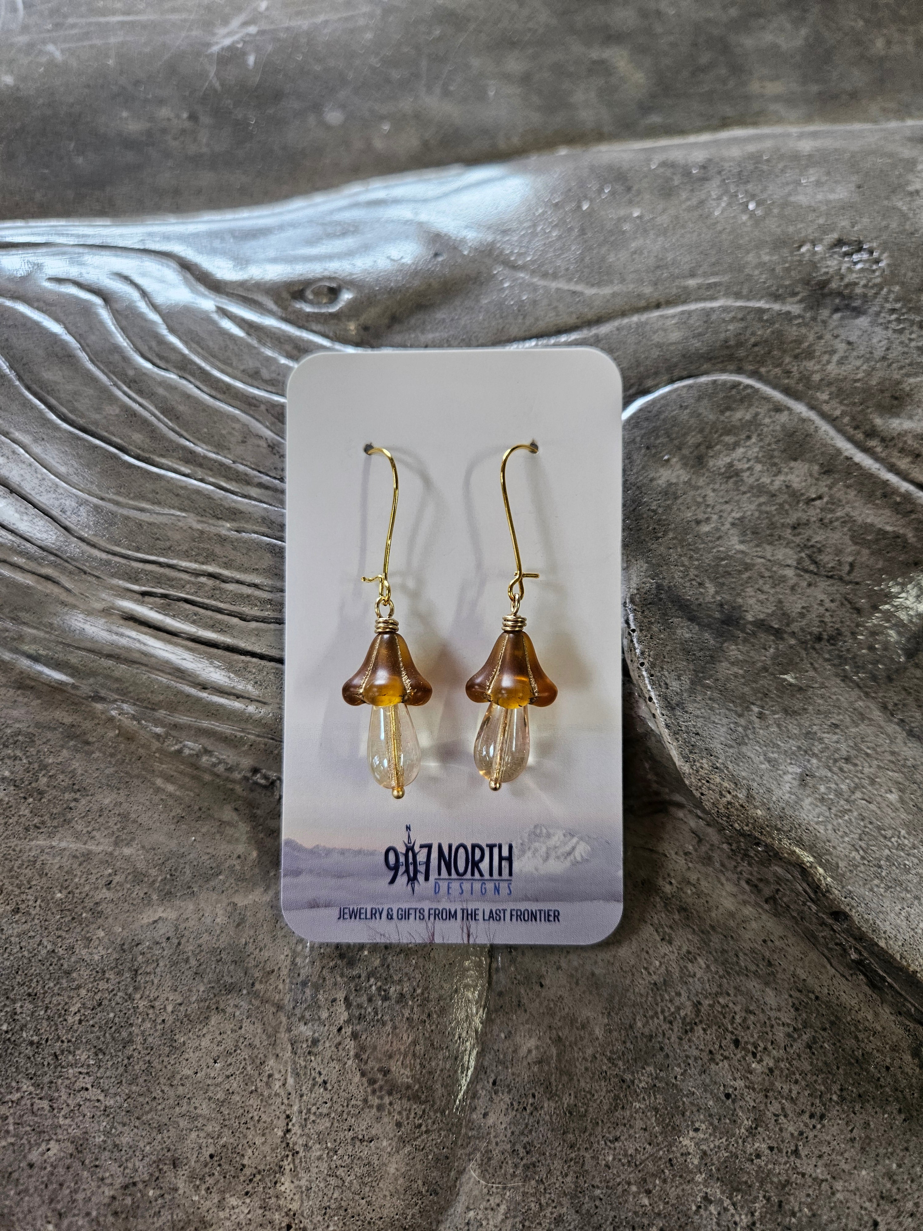 #66 907 lmm Earrings: Amber and Clear Cream Mushrooms