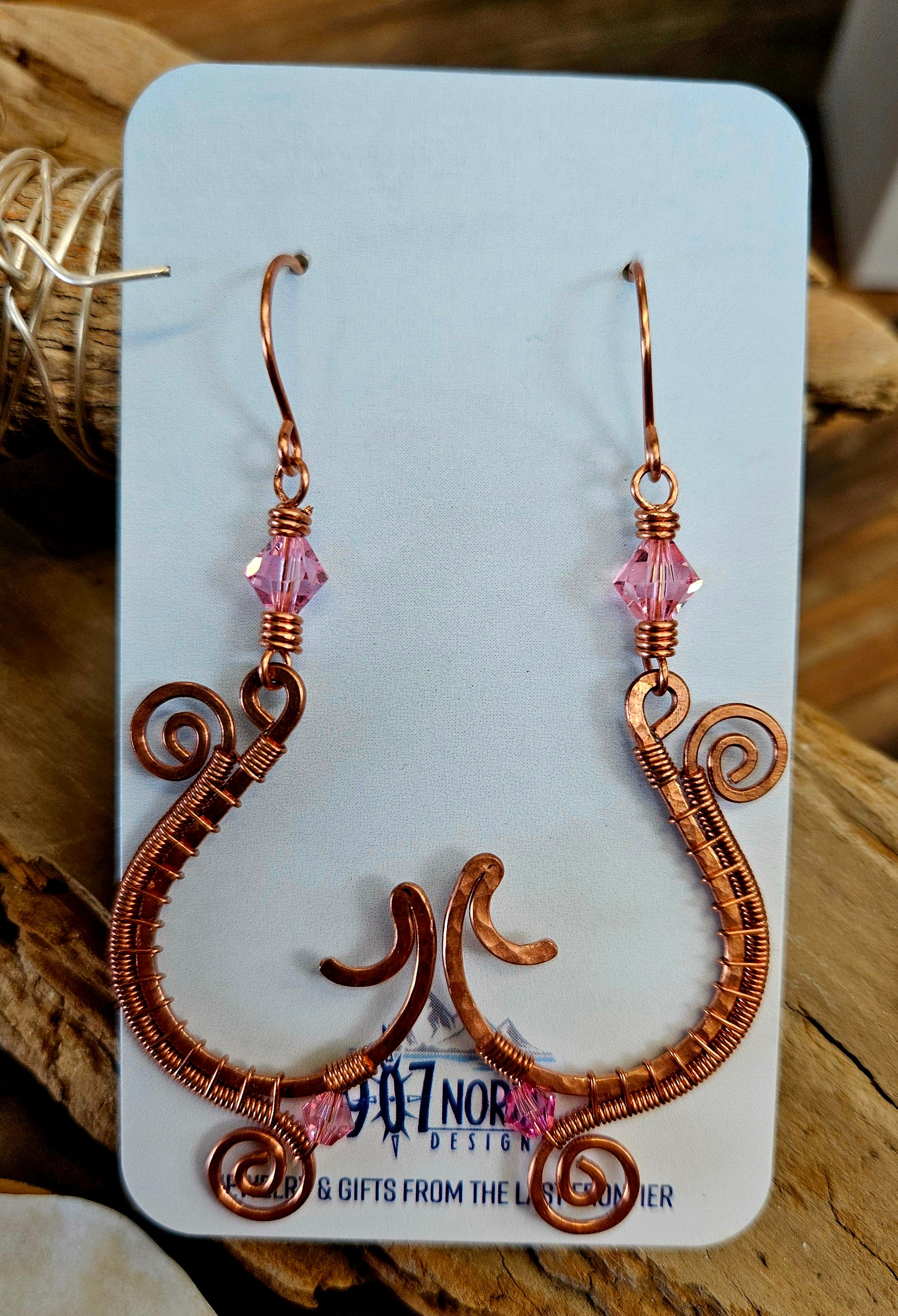 #1025 907 lmm Earring: Fish Hook copper and pink bead
