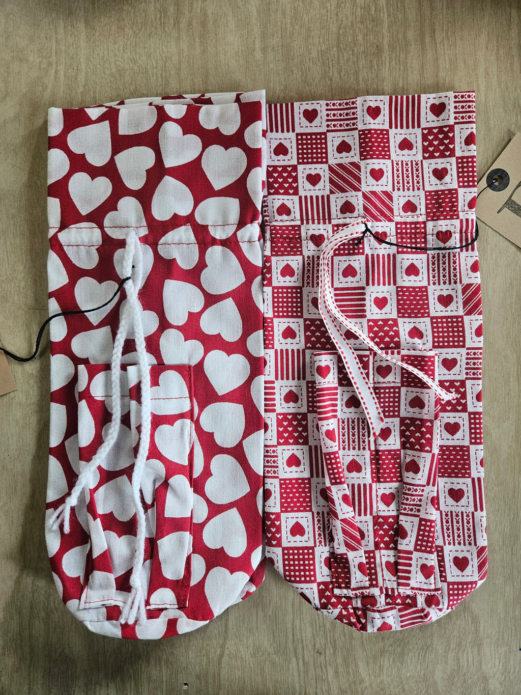 Seasonal Gift Bags With Candles