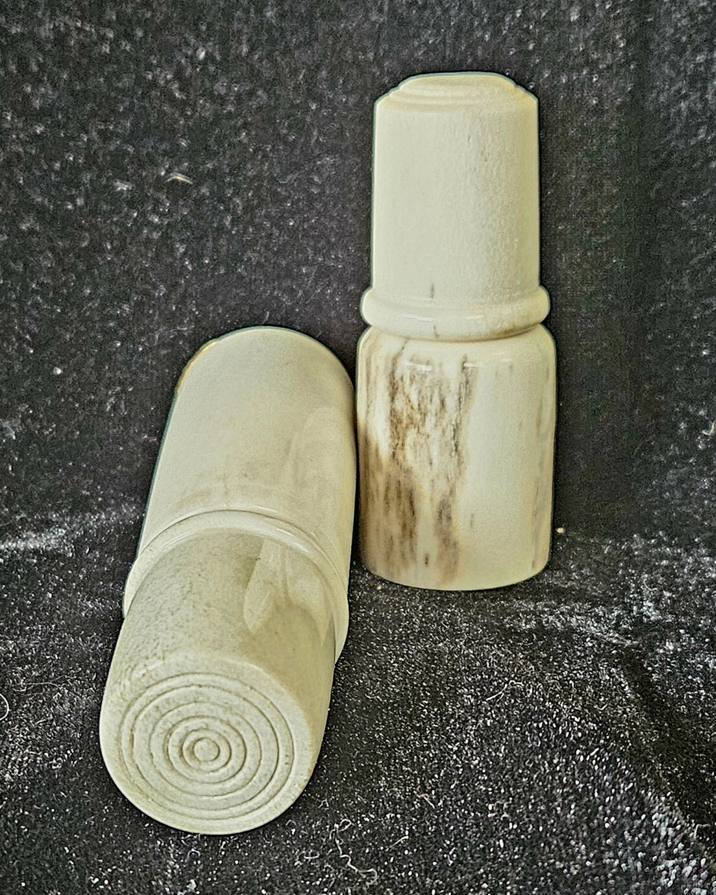 Needle storage and thimble
