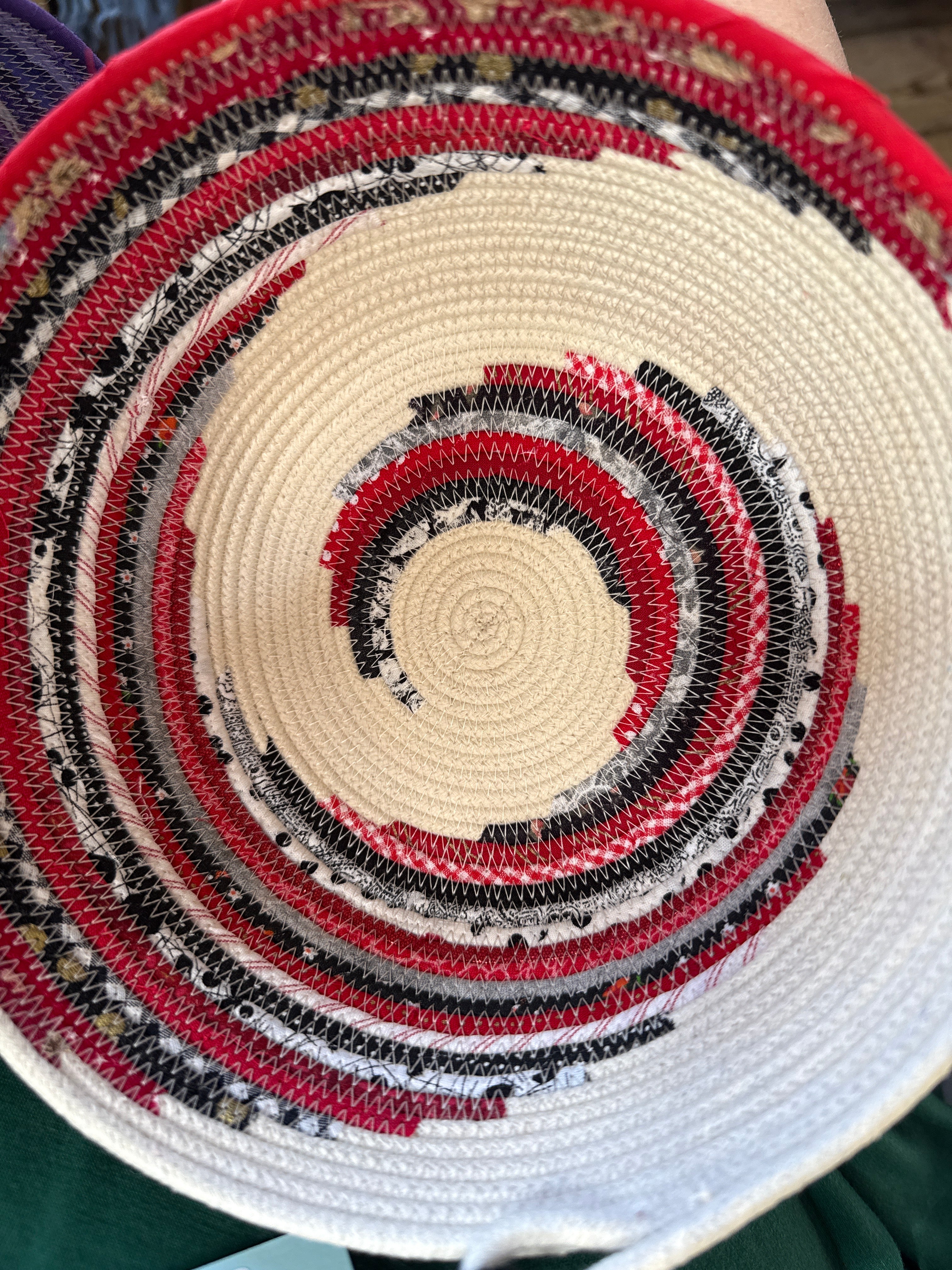 Large Swirl Cord Bowl
