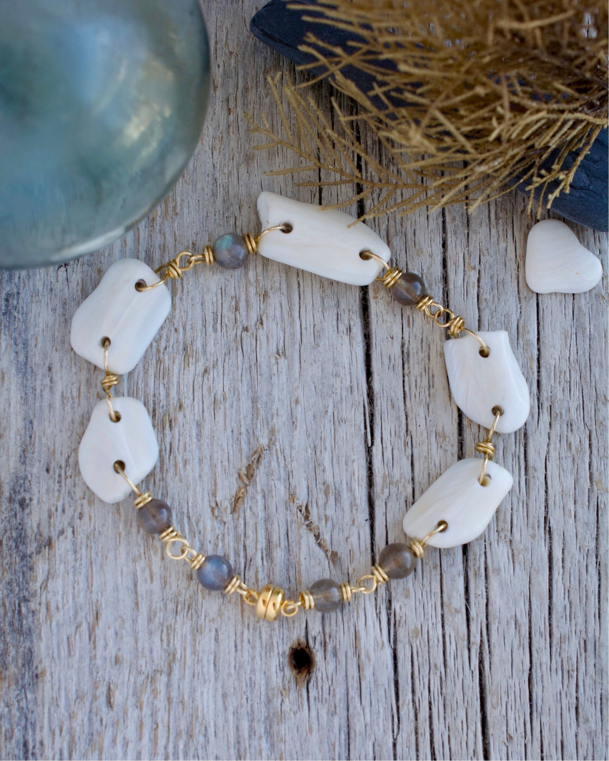 (#239 ws) bracelet-unalaska shells, labradorite, brass, magnet clasp 5 3/4 in.