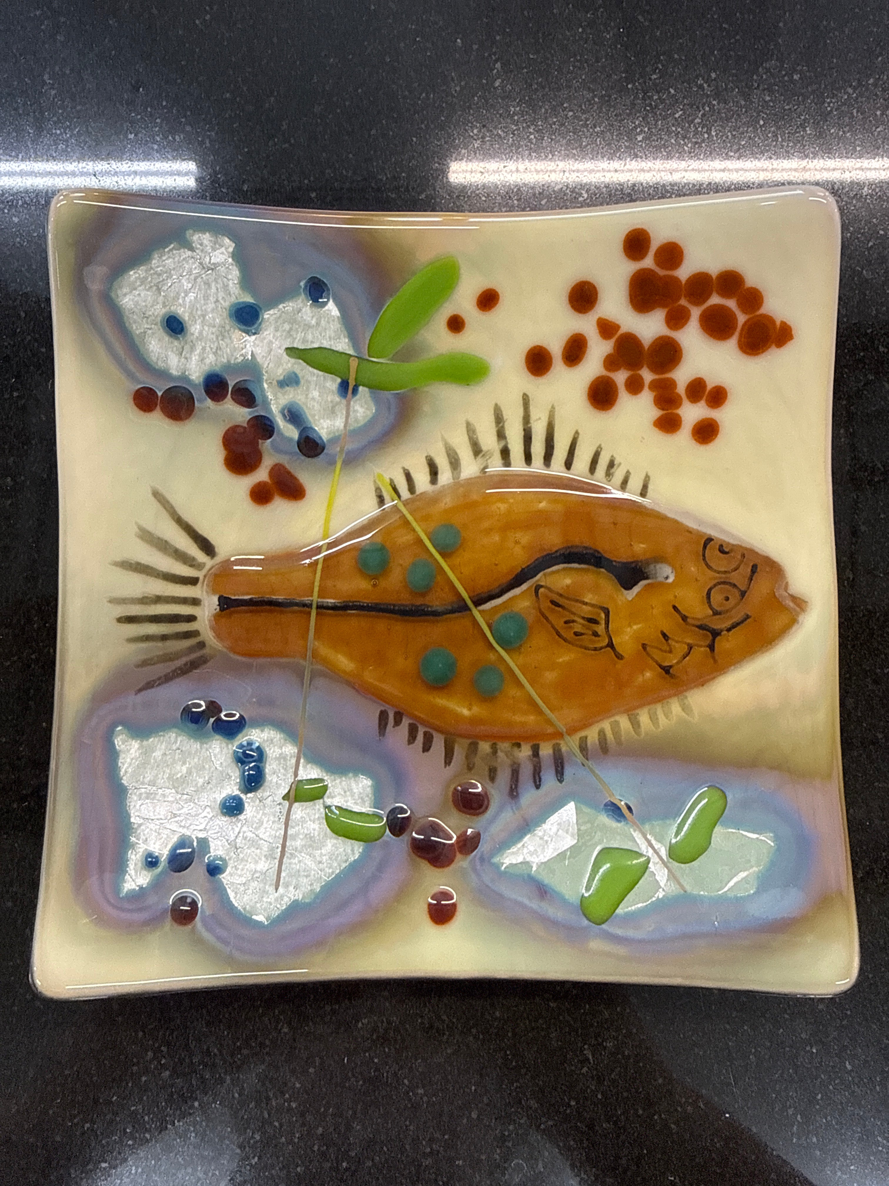 #315 Halibut glass dish