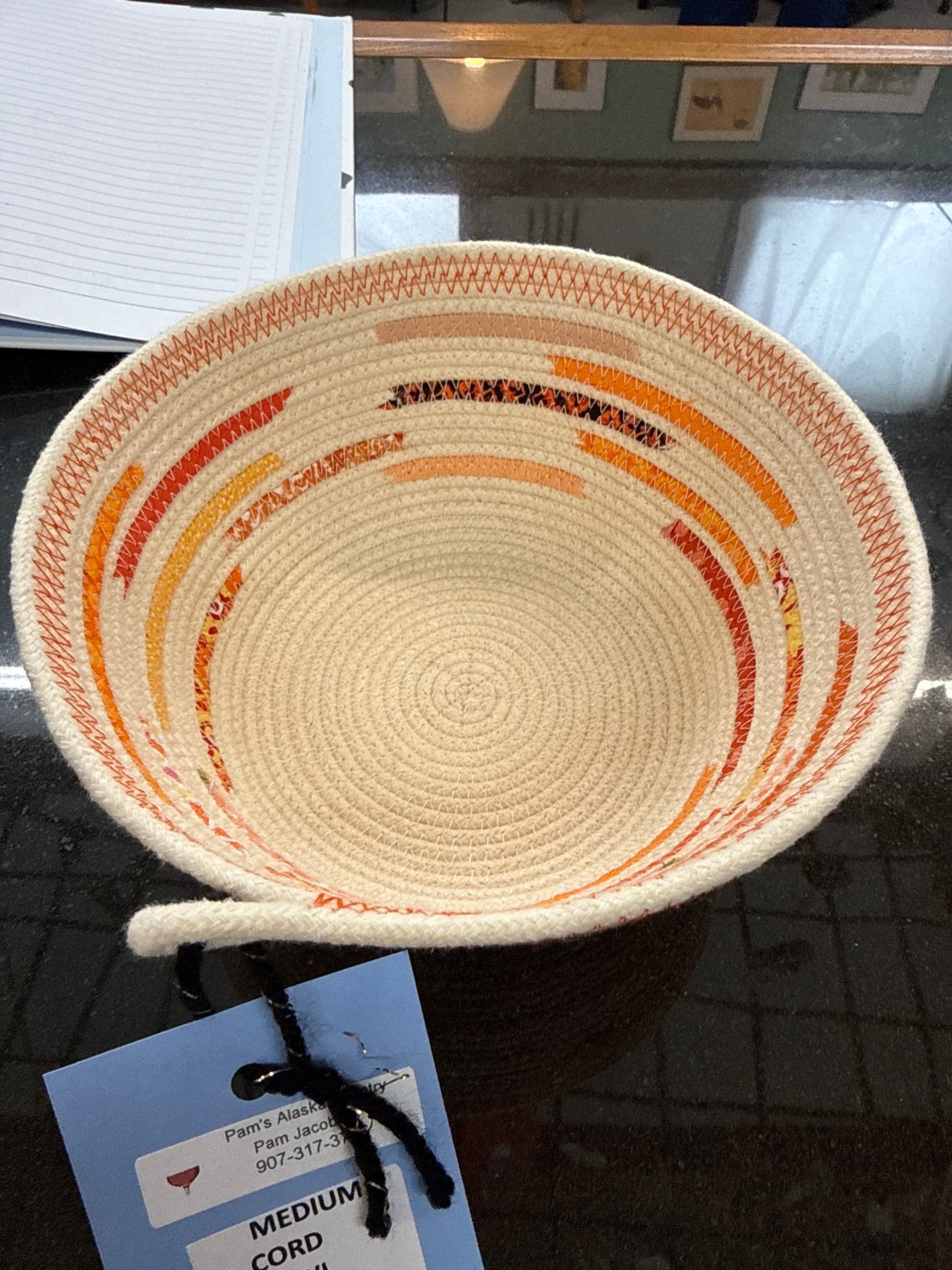 Medium cord bowl