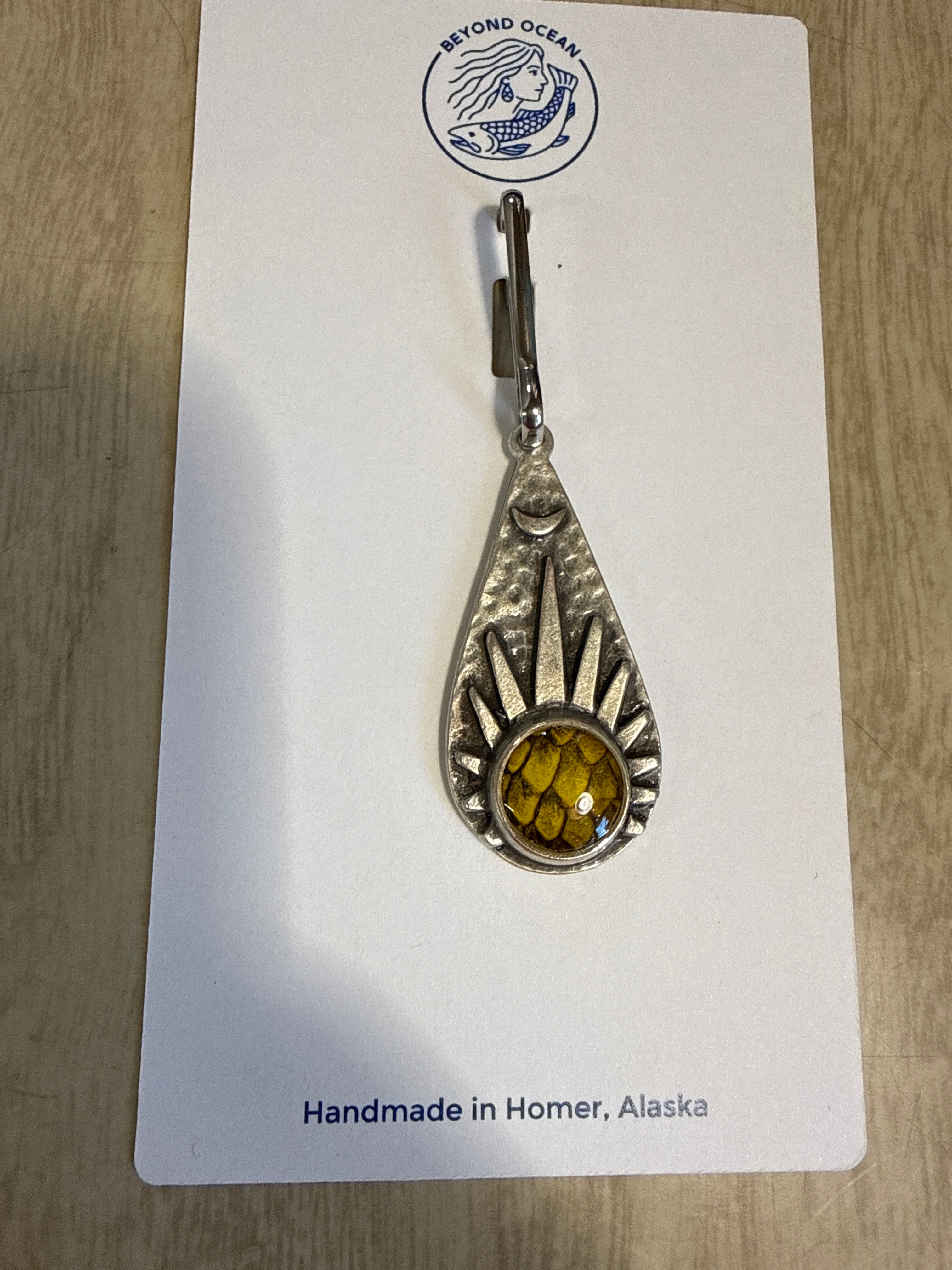 Teardrop Zipper pull