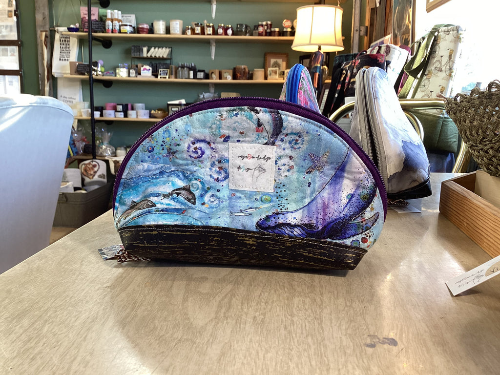 Small Zipper Pouch 8.5” x 4.5” (Dumpling)