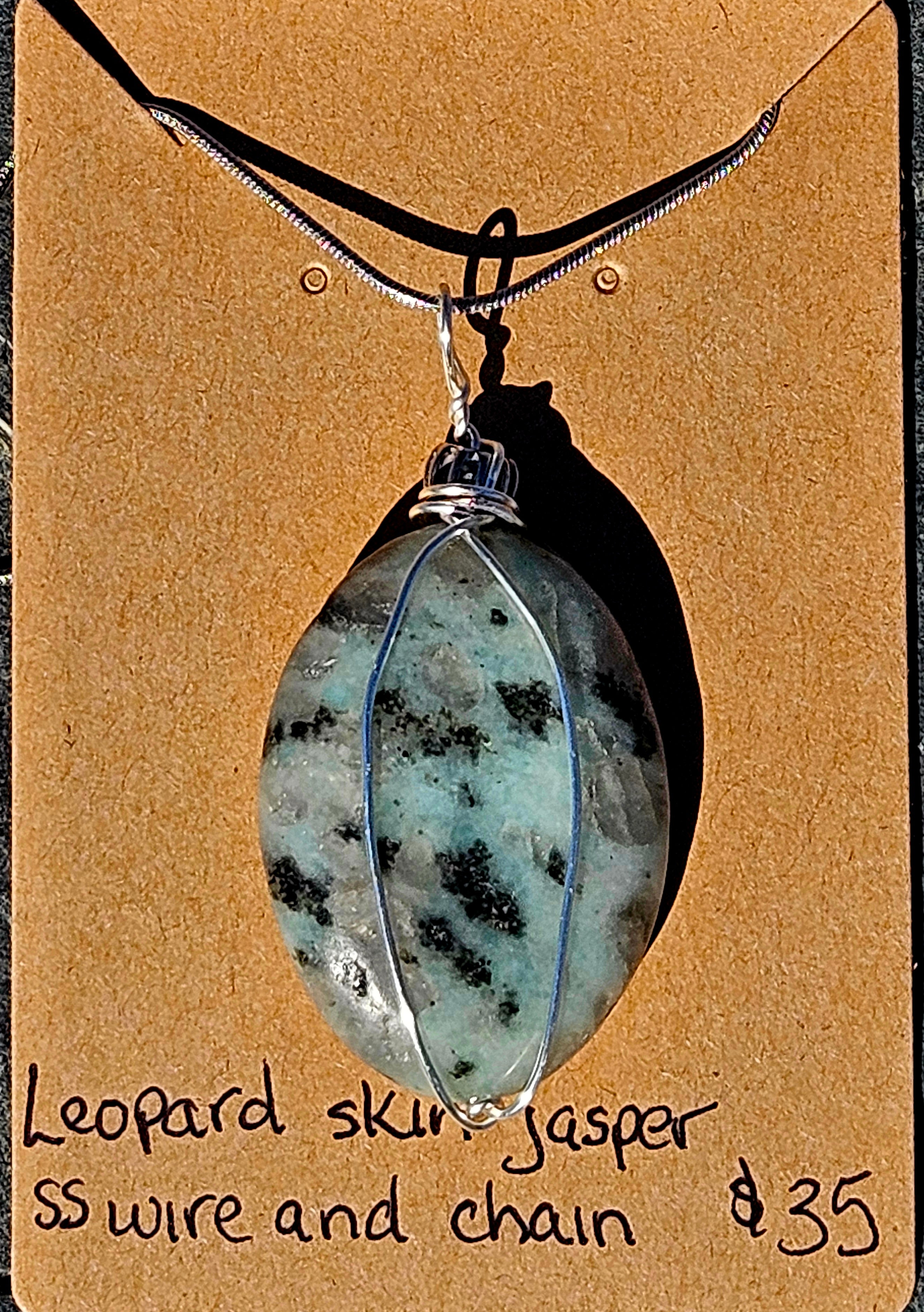 leopard skin jasper  with SS wire and chain RH47