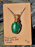 Malachite with gold wire and chsin necklace  RH48